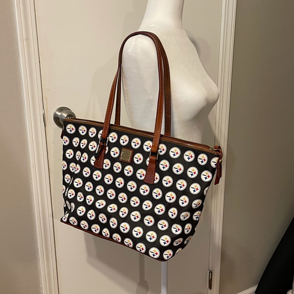 Dooney and Bourke Pittsburgh Steelers Tote/Purse
